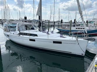 41' Beneteau 2019 Yacht For Sale